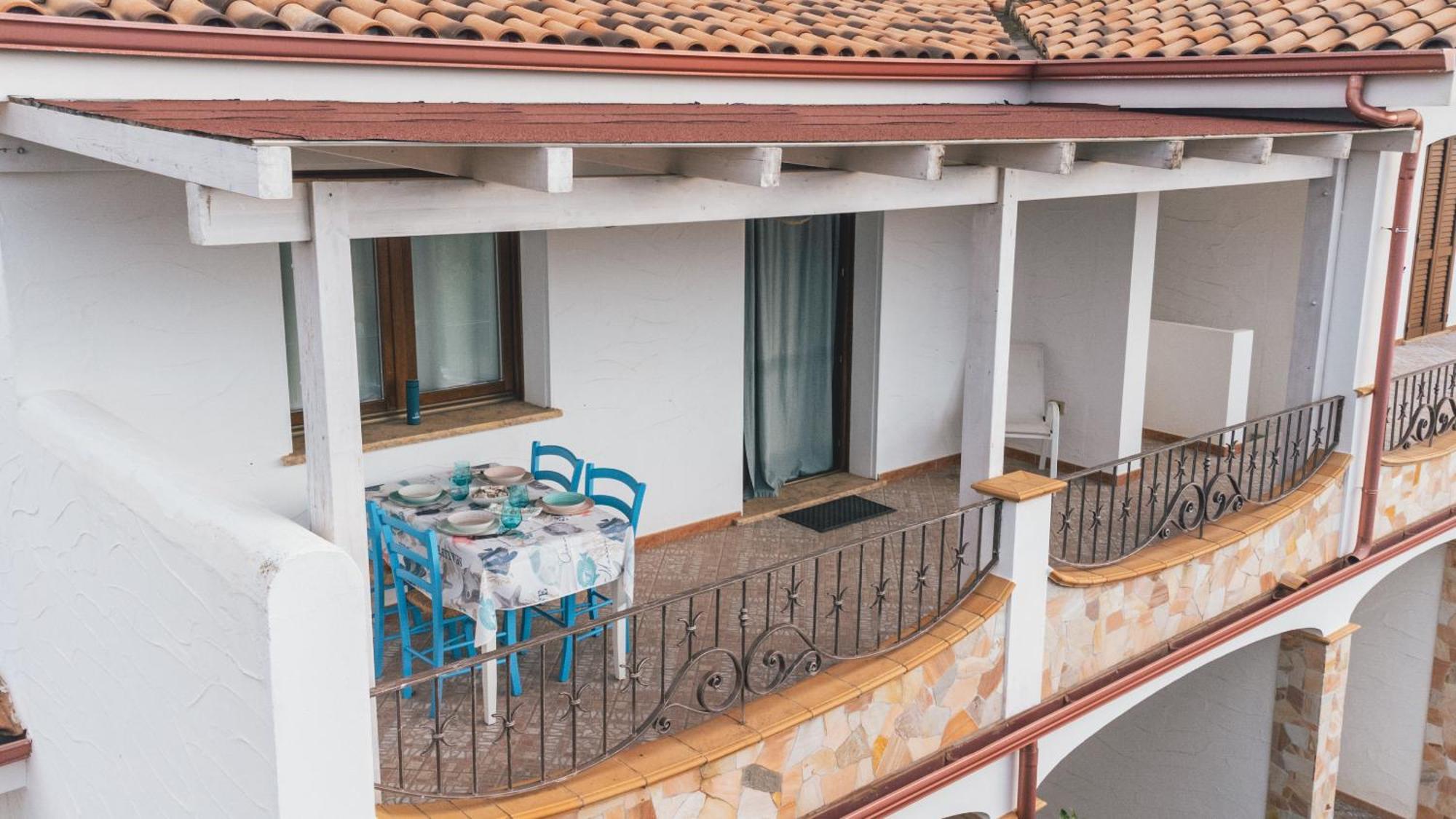 Case Vacanze Il Sogno 2 Porto Pino Room photo